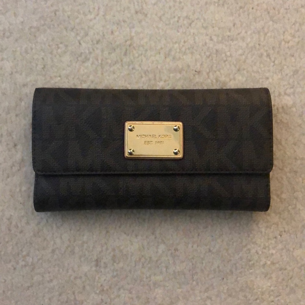 MK wallet